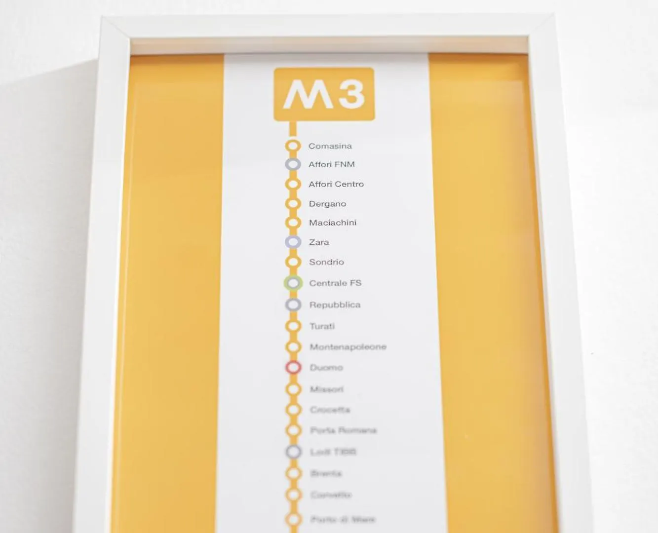 Metro Yellow Suite Milán
